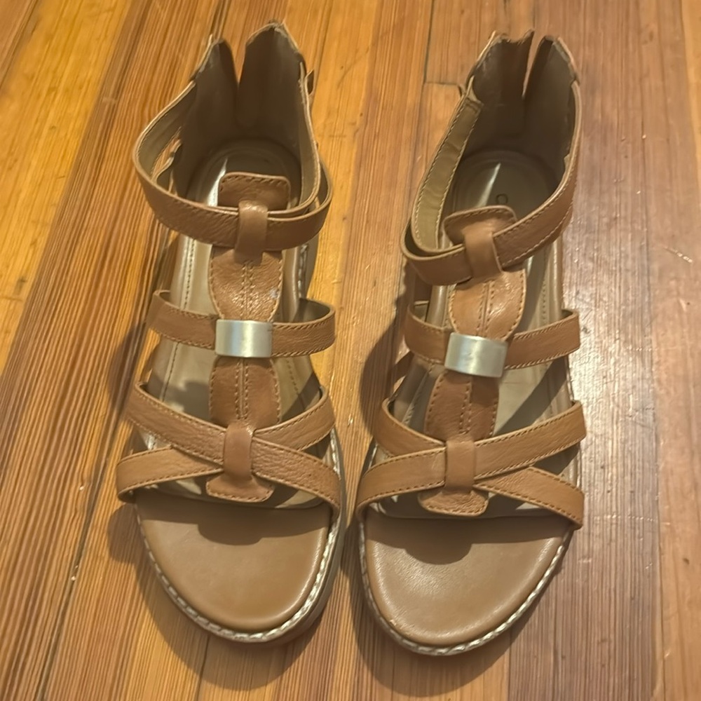 Comfortiva sandals